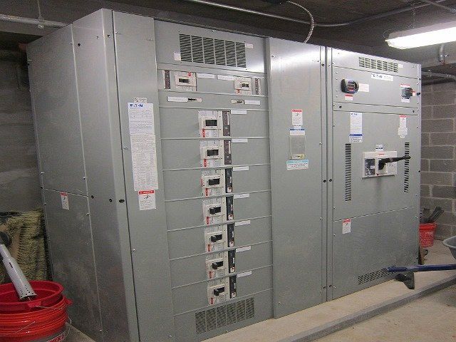 Commercial retail electrical contractor services