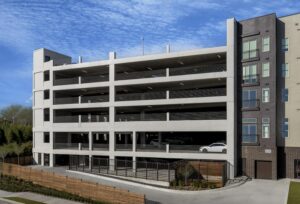 Oakhouse Apartments 5 W