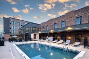 The Nobleman Hotel 14